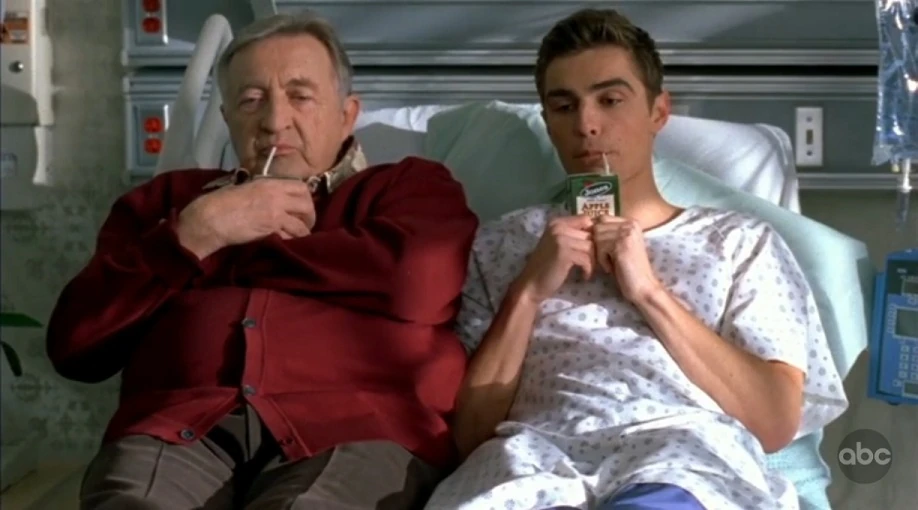 Клиника сезон 9 | 12 серия